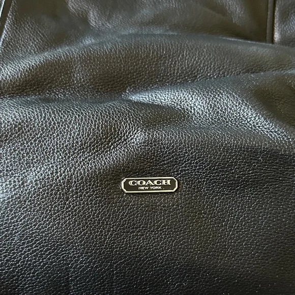 Coach Black Leather Shoulder Bag - Picture 2 of 6